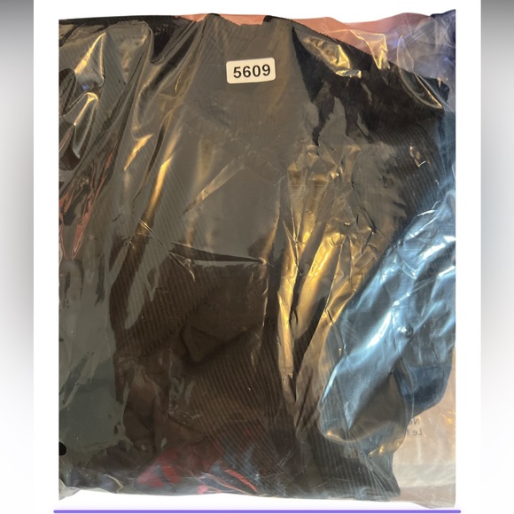 Athleta Brooklyn Jogger Black Women’s Pants Size 4 Zip Pocket Tapered Cuff - Picture 7 of 7